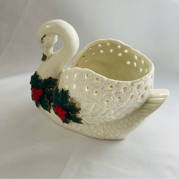 Vintage swan planter/vase - Picture 3 of 13